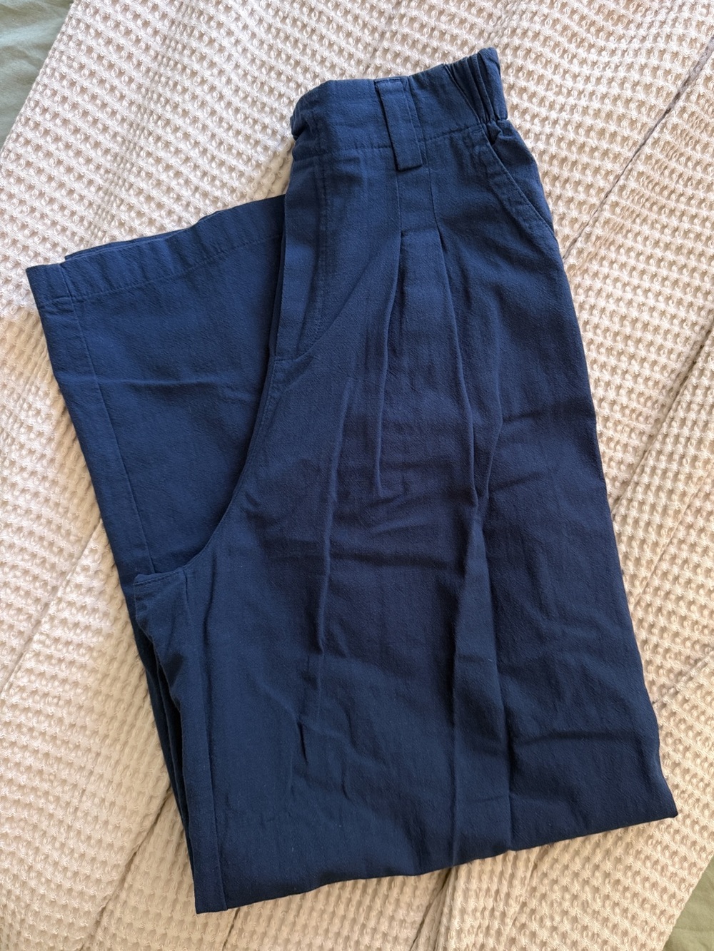 HALARA Wide-Leg High Waisted Navy Linen Pants - Picture 2 of 4
